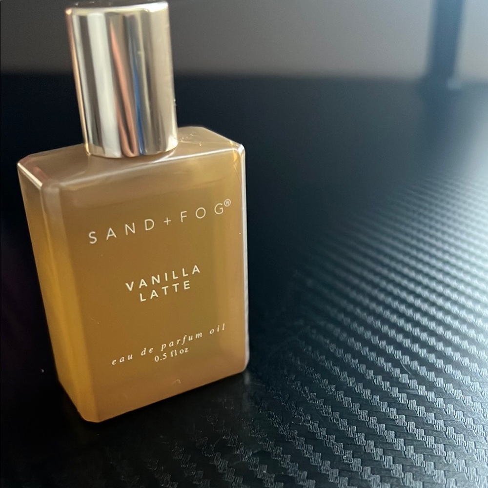 Vanilla Latte Oil SAND + FOG . FULL BOTTLE